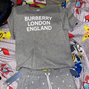 Burberry size 8 boys t shirt and shorts